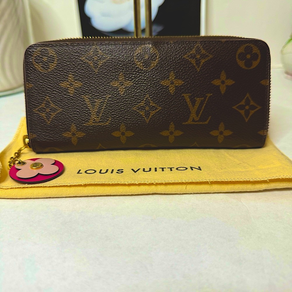 LOUIS VUITTON Monogram Clemence Zippy Wallet with flower charm